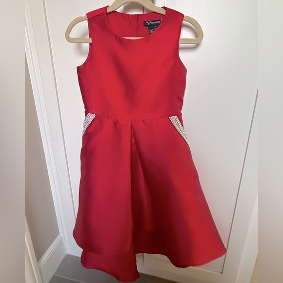 Girl’s red formal dress - Picture 1 of 1